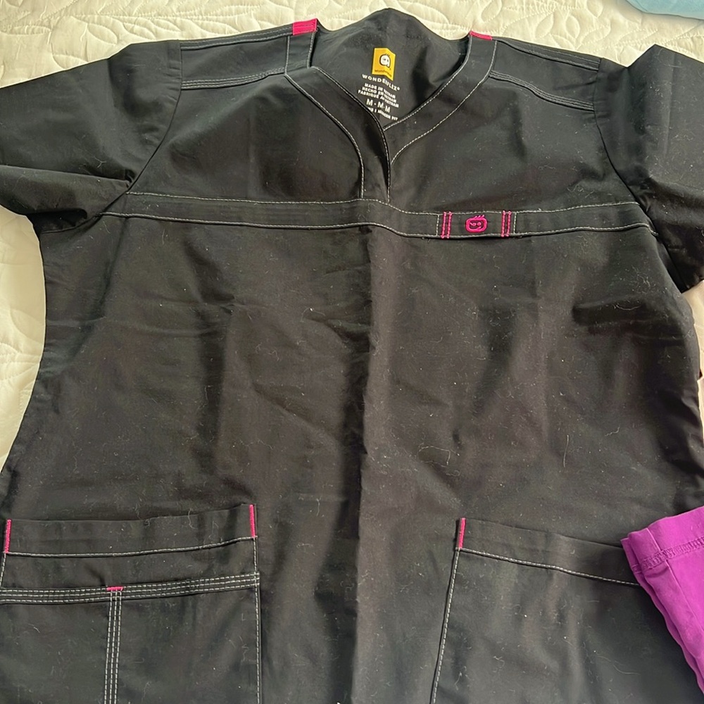 Medium Scrub Bundle - image 2